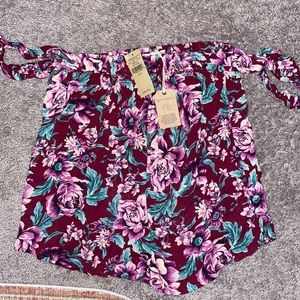 NWT American Eagle Off the Shoulder Top